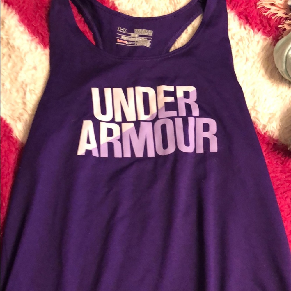 YM Under Armour tank